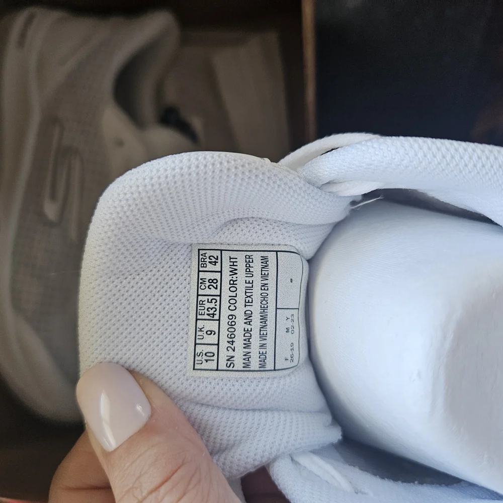 Skechers White Pickleball Sneakers Sz10. NWT - Picture 10 of 10